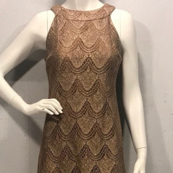 S.L. Fashion Dress - Picture 3 of 3